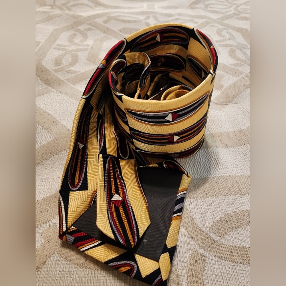 Bardelli Roma Geometric silk tie, 63" designed in Italy